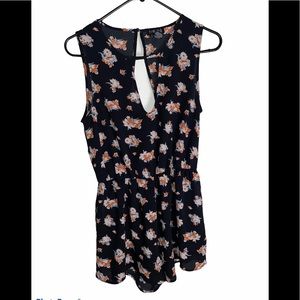 ⭐️💸T.I.M.I.N.G Floral Romper